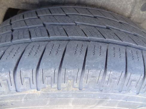 Used 2024 Ford Expedition Limited RWD image 15
