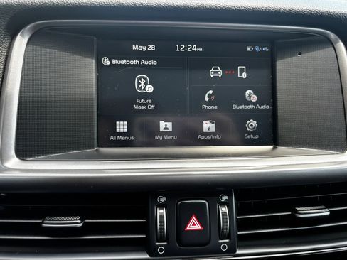 Used 2018 Kia Optima LX FWD image 19