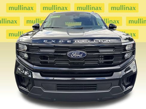 New 2026 Ford Expedition Active RWD image 12