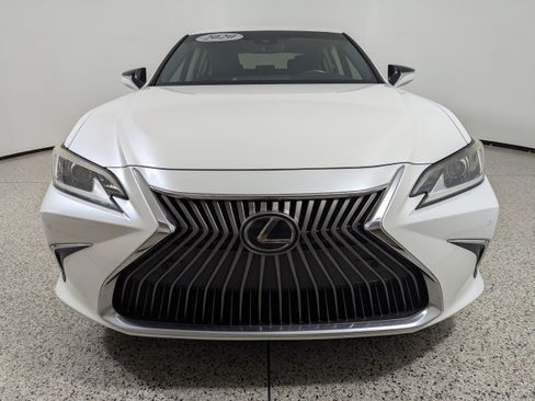 Used 2020 Lexus ES 350 w/ Premium Package FWD image 2