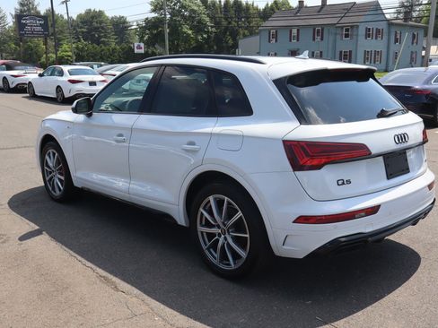 Used 2024 Audi Q5 e Premium Plus w/ Premium Plus Package AWD/4WD image 7