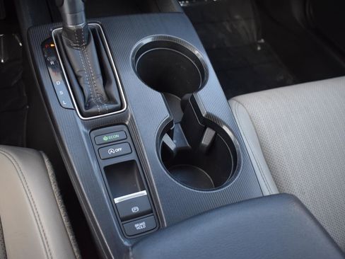 Used 2024 Honda Civic EX-L image 10