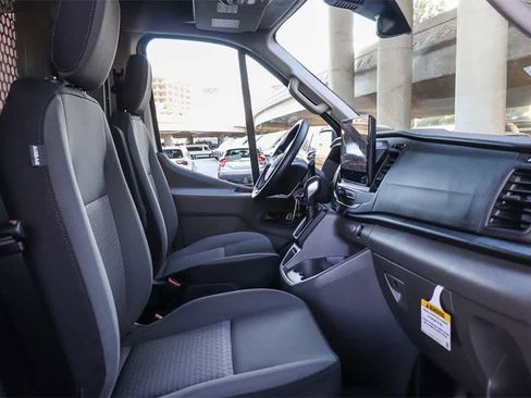New 2025 Ford Transit 250 148 Medium Roof image 17