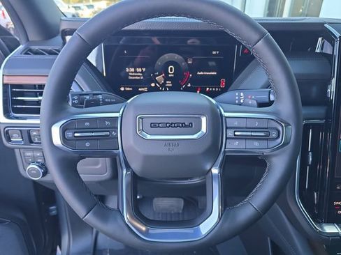 New 2026 GMC Yukon XL Denali w/ Sun & Power Step Package AWD/4WD image 28