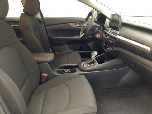 Used 2019 Kia Forte LXS FWD image 21