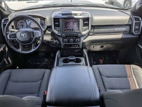 Used 2019 RAM 1500 Big Horn AWD/4WD image 14