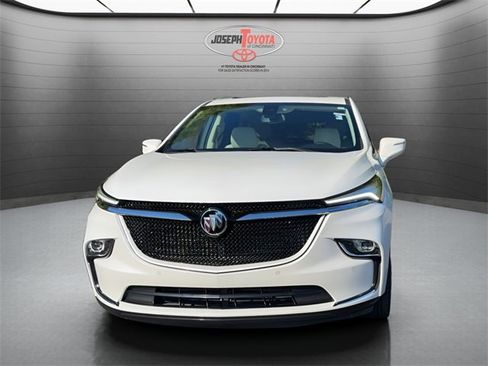 Used 2023 Buick Enclave Essence w/ Experience Buick Package image 16