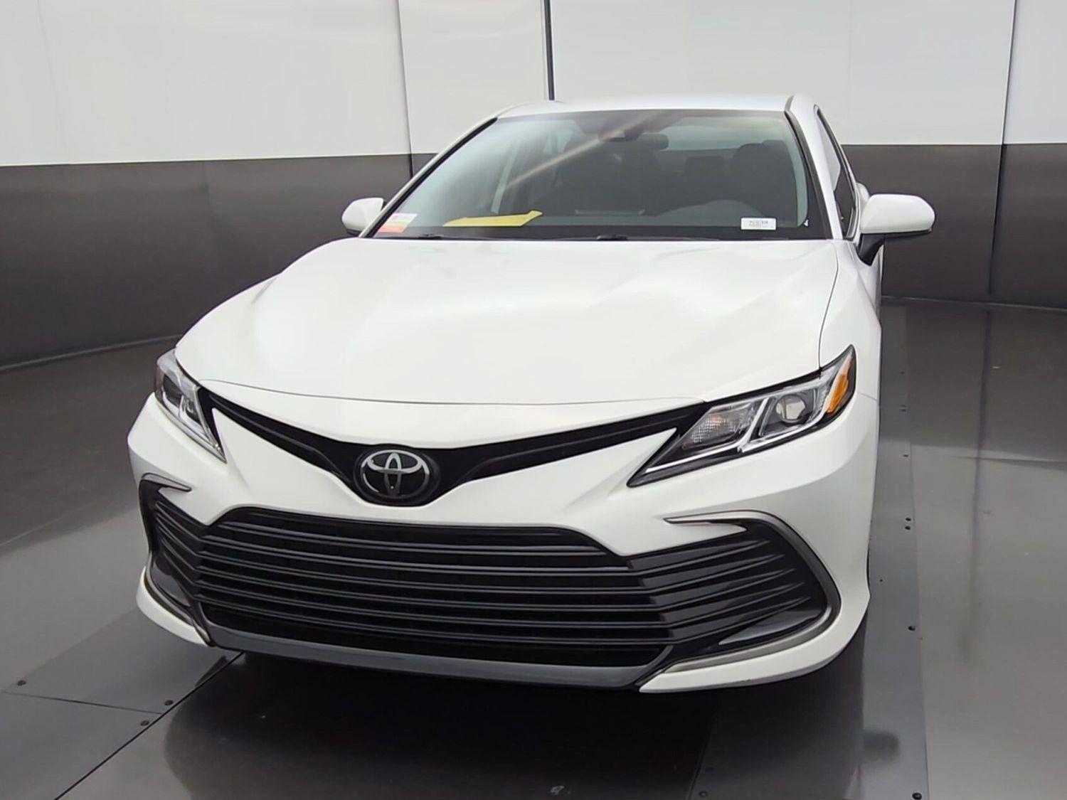 Certified 2023 Toyota Camry LE FWD image 3