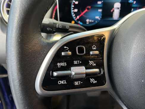 Used 2021 Mercedes-Benz GLB 250 image 22
