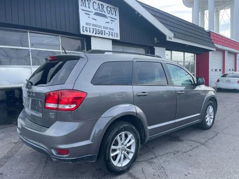 Used 2013 Dodge Journey SXT w/ Flexible Seating Group image 10