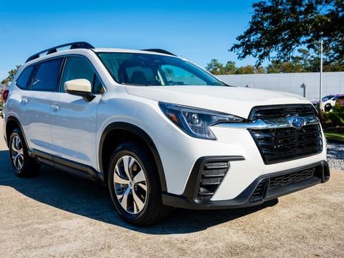 Certified 2025 Subaru Ascent Premium image 1