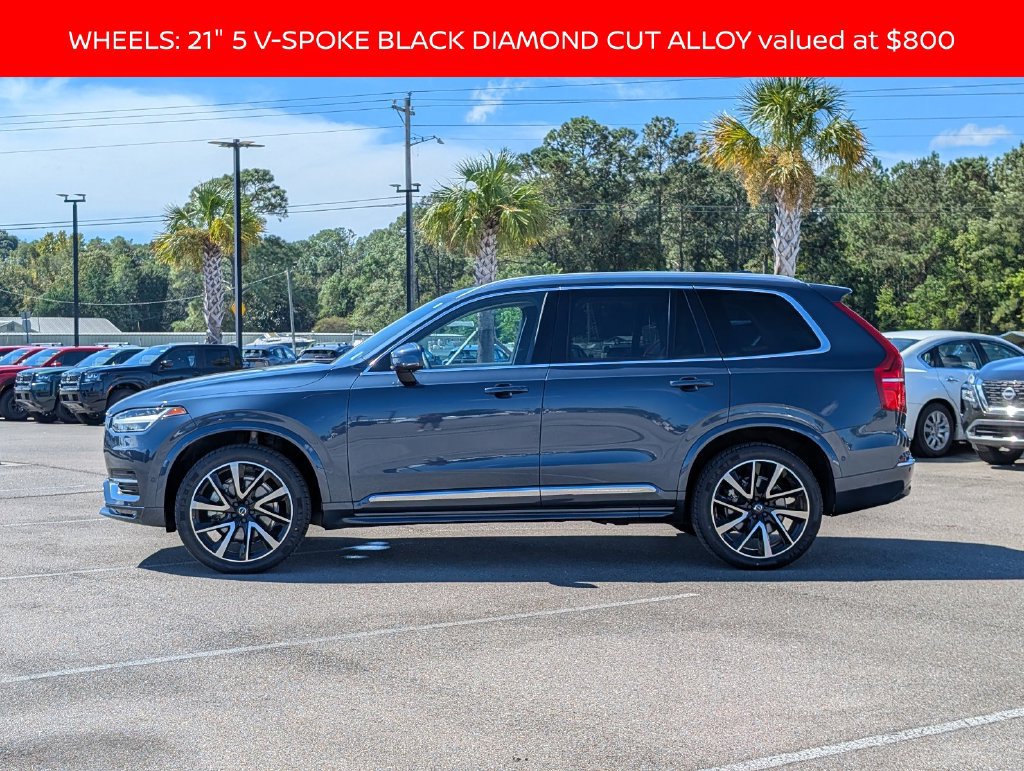 Used 2023 Volvo XC90 B5 Plus AWD/4WD image 2