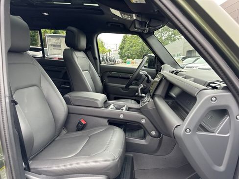 New 2026 Land Rover Defender 110 X-Dynamic SE AWD/4WD image 21