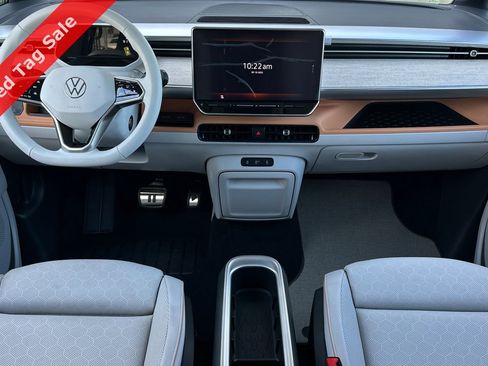 New 2025 Volkswagen ID. Buzz 1st Edition RWD image 11