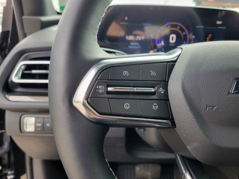 Used 2025 Chevrolet Traverse High Country w/ LPO, Floor Liner Package image 15