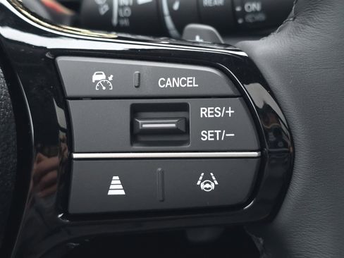 New 2025 Honda Pilot Touring image 34