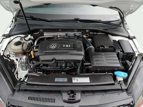 Used 2017 Volkswagen GTI Autobahn FWD image 11