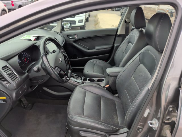 Used 2017 Kia Forte EX FWD image 13