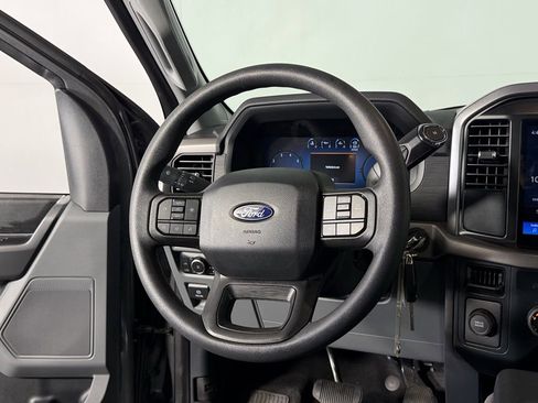 Used 2025 Ford F150 XLT image 19