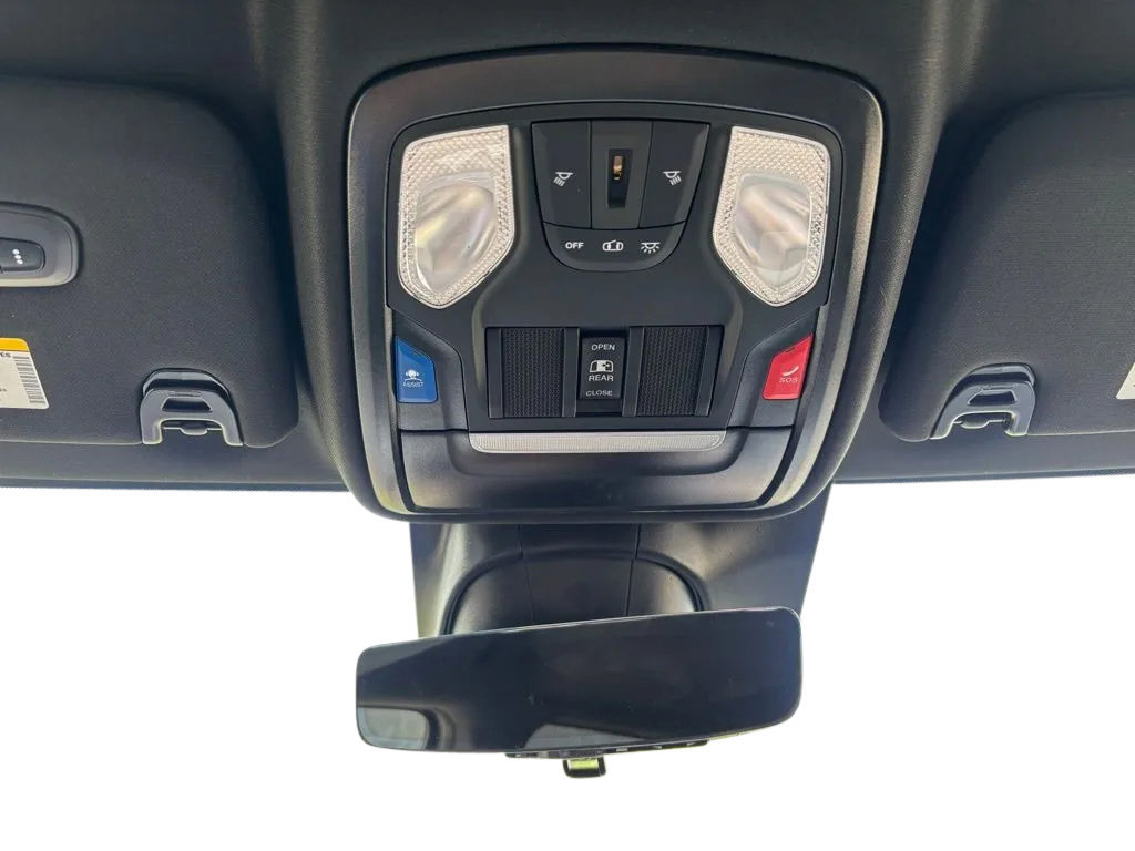 New 2026 RAM 2500 Big Horn AWD/4WD image 21