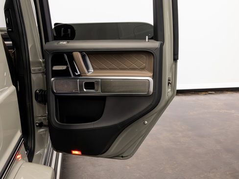 Used 2021 Mercedes-Benz G 550 image 38