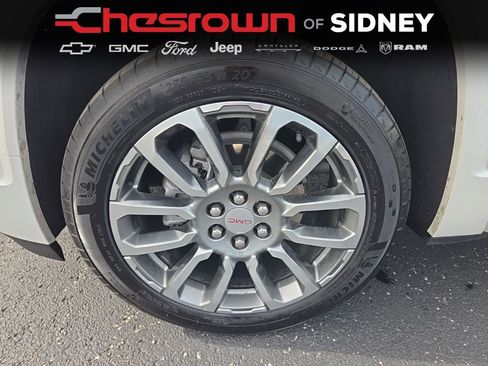 Used 2023 GMC Acadia Denali w/ Denali Ultimate Package AWD/4WD image 17