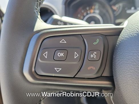 New 2025 Jeep Gladiator Sport image 25