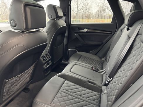 Used 2024 Audi SQ5 Premium Plus image 32