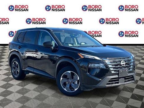 Certified 2025 Nissan Rogue SV image 1