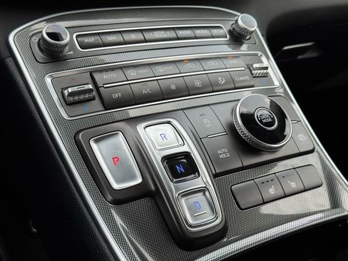 Used 2023 Hyundai Santa Fe SEL image 32