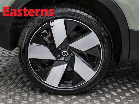 Used 2023 Volvo C40 P8 Recharge Plus w/ Climate Package image 28