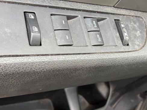 Used 2014 Ford F150 FX4 w/ Equipment Group 402A Luxury AWD/4WD image 8