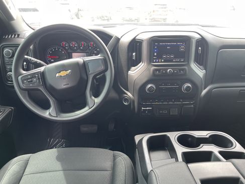 Used 2025 Chevrolet Silverado 2500 Custom w/ Custom Value Package AWD/4WD image 16