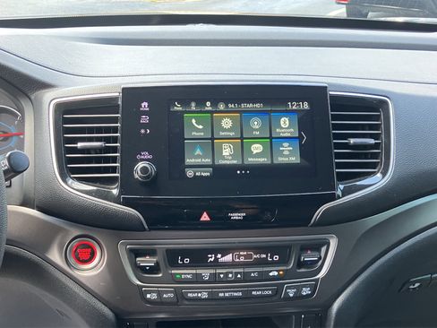 Used 2022 Honda Pilot Sport image 20