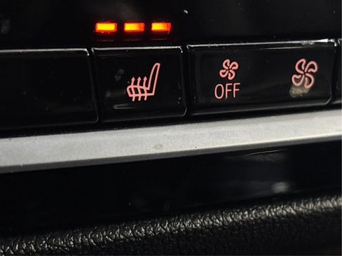 Used 2018 BMW 530e xDrive 530e xDrive iPerformance Sedan image 45