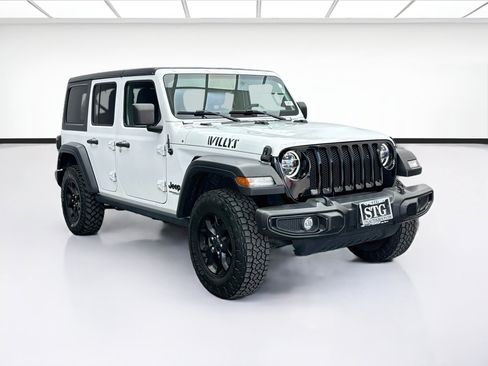 Used 2021 Jeep Wrangler Unlimited Sport AWD/4WD image 3