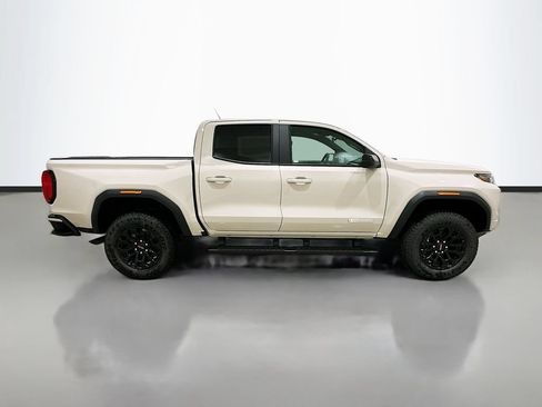 New 2026 GMC Canyon Elevation w/ Convenience Package RWD image 8