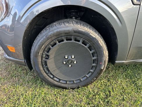 New 2025 Ford Maverick Lobo image 10