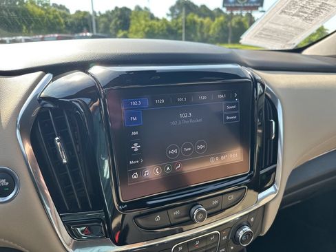 Used 2023 Chevrolet Traverse Premier w/ LPO, Floor Liner Package FWD image 28