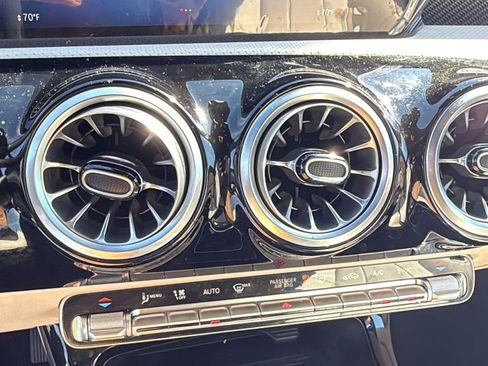 Used 2025 Mercedes-Benz CLA 250 image 26