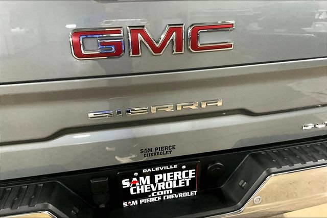 Used 2023 GMC Sierra 1500 SLT w/ SLT Premium Plus Package AWD/4WD image 24