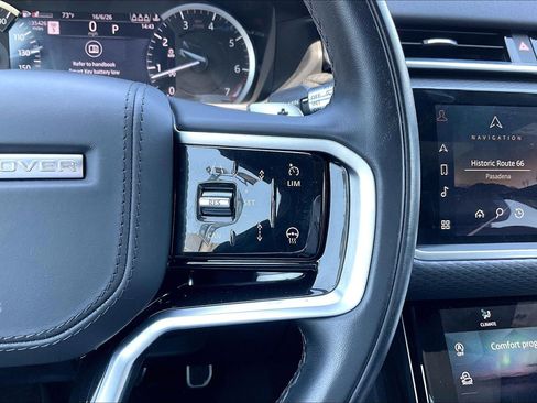Certified 2022 Land Rover Range Rover Velar R-Dynamic S AWD/4WD image 23