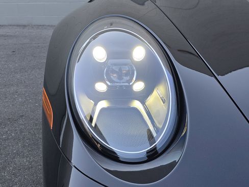 Certified 2024 Porsche 911 Targa 4S image 12