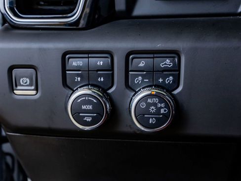 Used 2024 GMC Sierra 1500 Denali Ultimate image 20