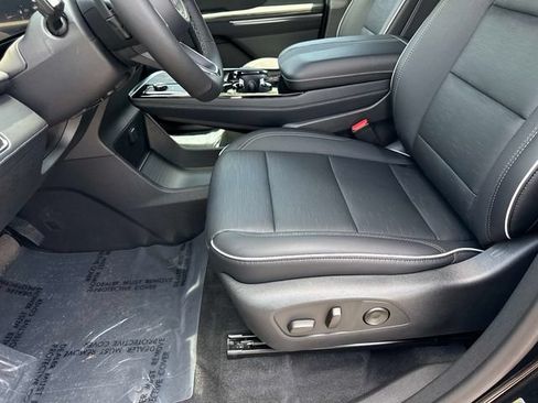 New 2026 Buick Enclave Sport Touring w/ Power Package FWD image 19