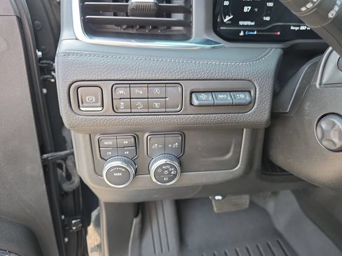 Used 2023 GMC Yukon Denali AWD/4WD image 21