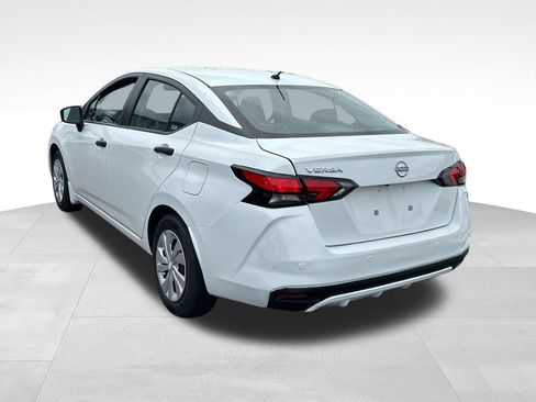 Used 2025 Nissan Versa S w/ Trunk Package FWD image 5