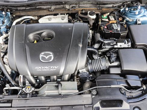 Used 2016 MAZDA MAZDA3 i Sport w/ Preferred Equipment Package image 29