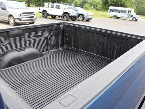 Used 2018 Chevrolet Silverado 1500 LT w/ All Star Edition AWD/4WD image 12