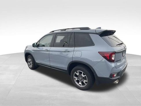 Used 2022 Honda Passport TrailSport image 5